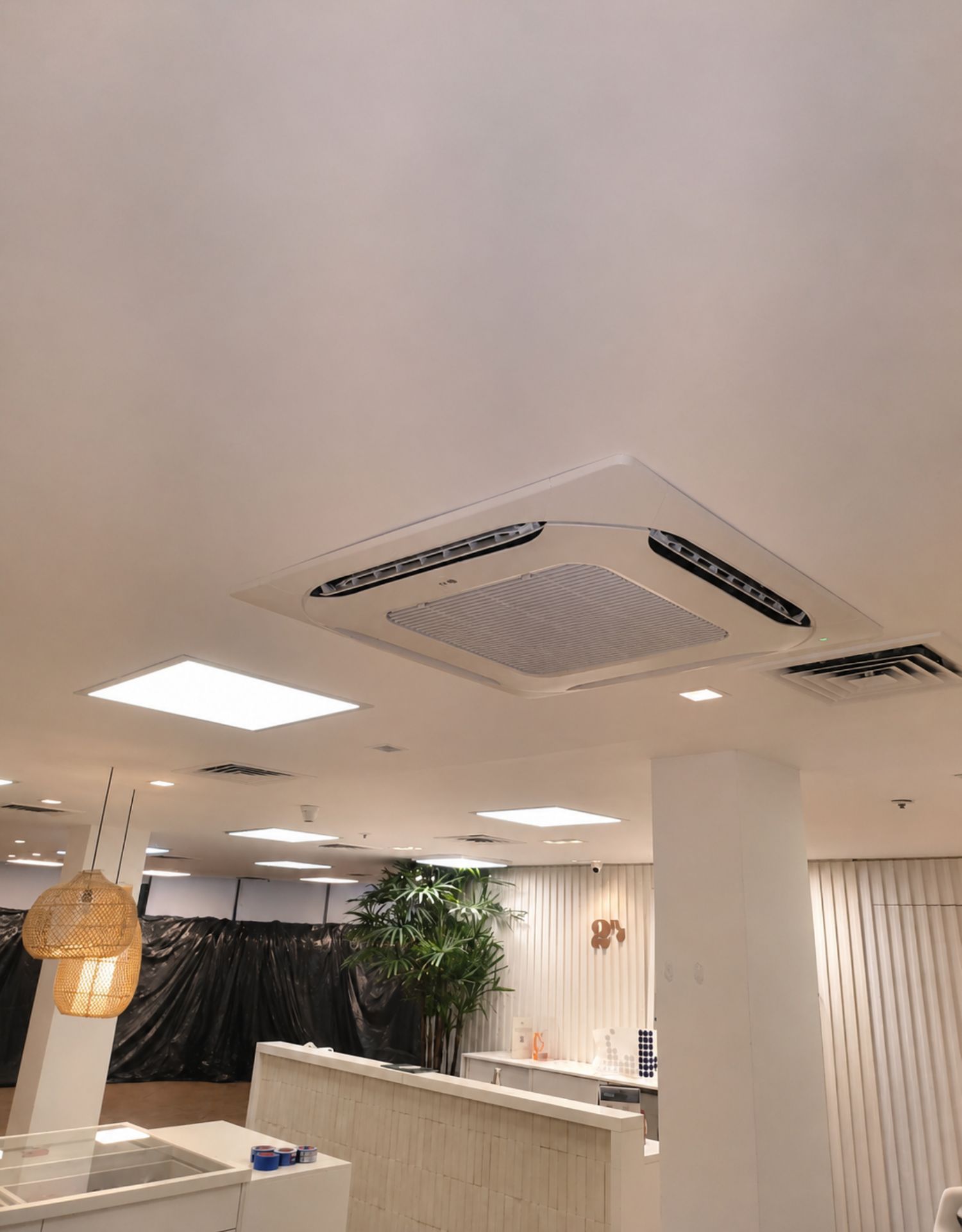 Ar-condicionado em ambiente moderno - IMAGEM